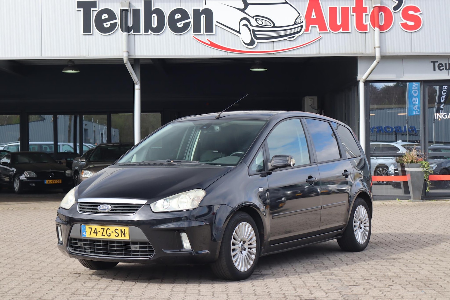 Ford C-Max - 1.8-16V Ghia Airco, Climate control, Radio cd speler, Navigatie, Cruise control, Trekhaak - AutoWereld.nl