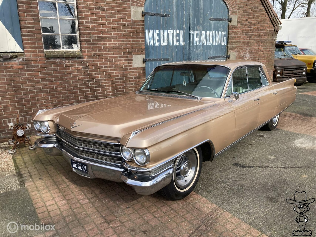 Cadillac Fleetwood - sixty-special sedan - AutoWereld.nl