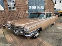 Cadillac Fleetwood - sixty-special sedan hardtop 390 v8