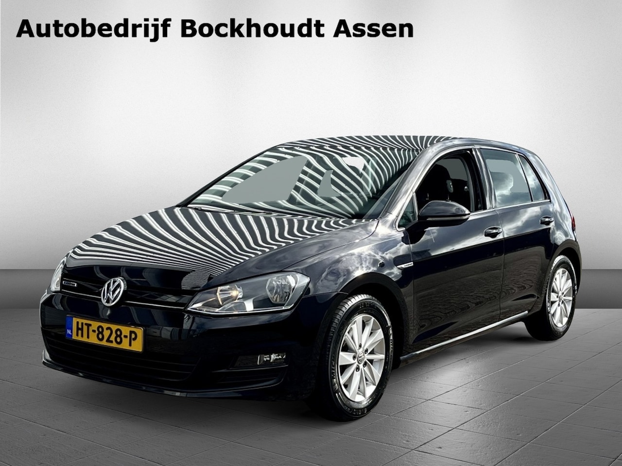 Volkswagen Golf - 1.0 TSI Trendline | Navigatie | Executive Pakket Cruise Control - AutoWereld.nl