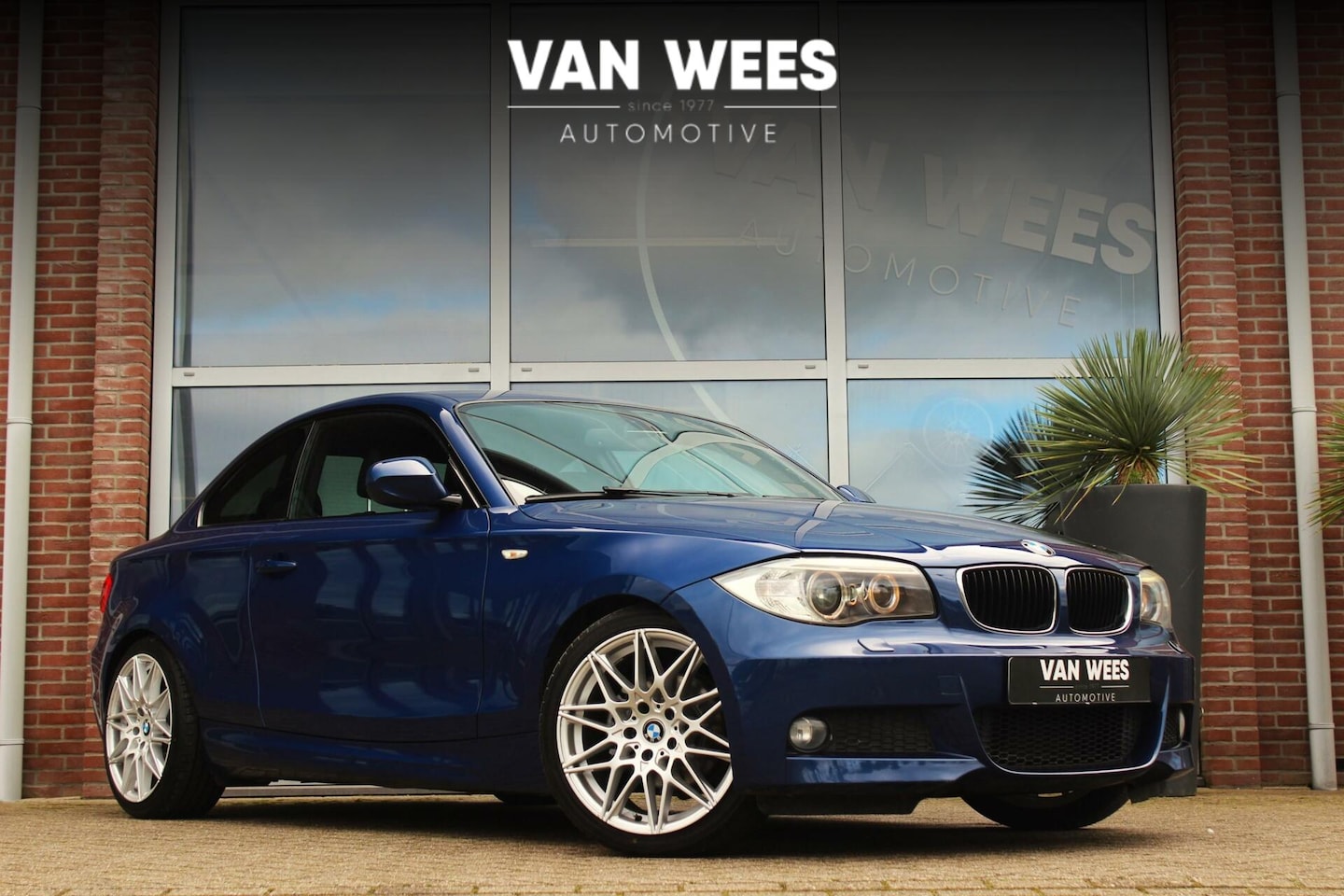 BMW 1-serie Coupé - E82 118d Executive M-pakket | 2e eigenaar | Navi | Leer | Sportstoelen | ➡️ - AutoWereld.nl