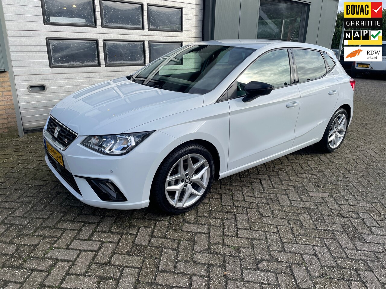 Seat Ibiza - 1.0 TSI FR Business Intense 1.0 TSI FR Business Intense - AutoWereld.nl