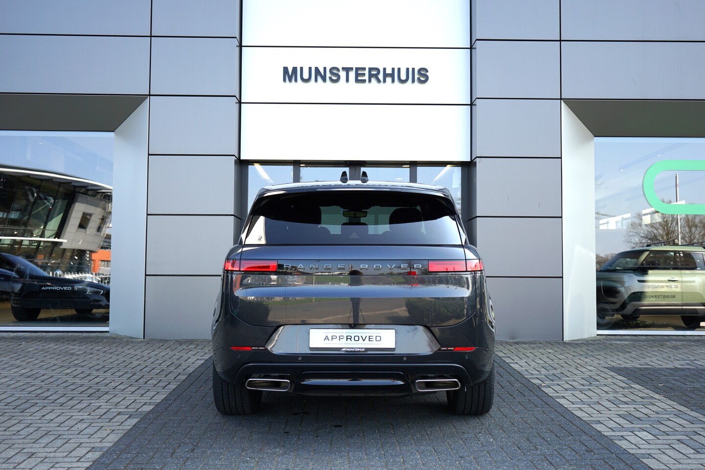 Land Rover Range Rover Sport P460e Dynamic HSE PHEV Caraway Leather