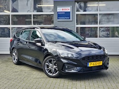 Ford Focus Wagon - 1.0 EcoBoost Hybrid ST Line Business|2022|17-inch|Camera|Clima|Navi|carplay|