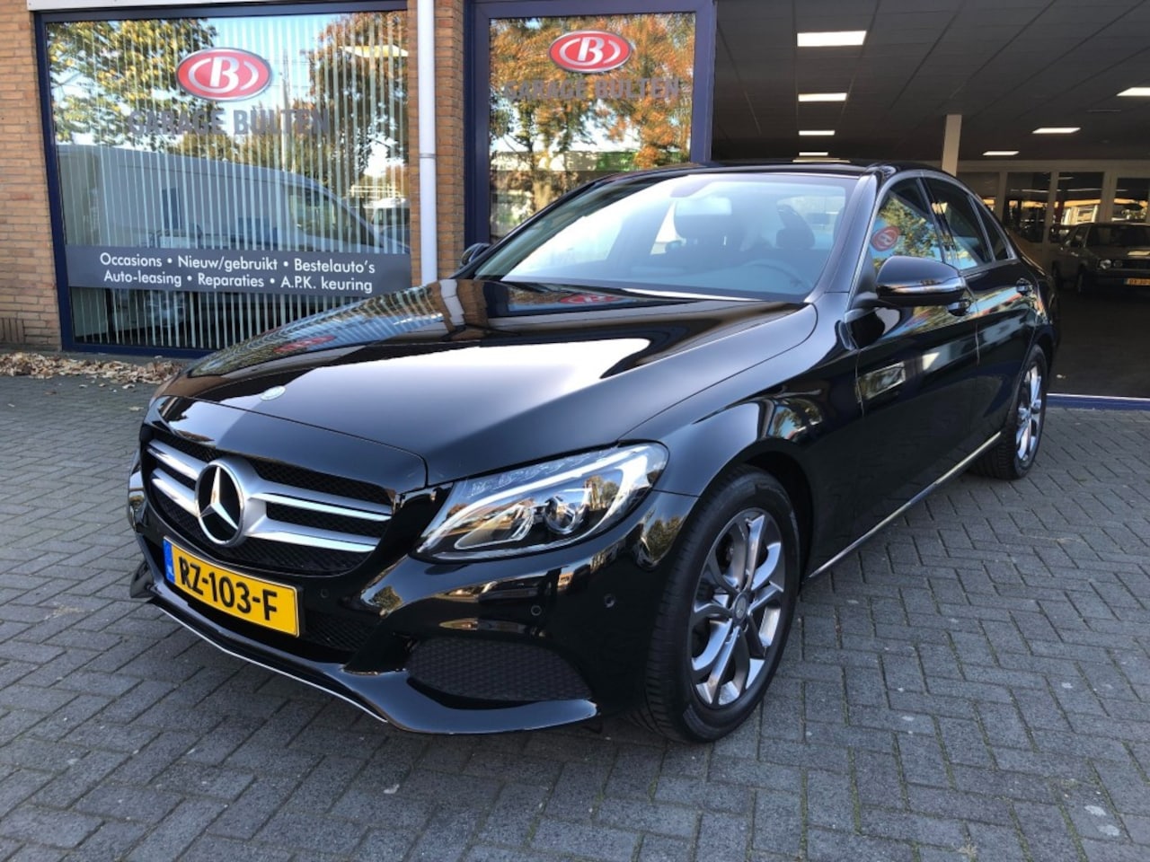 Mercedes-Benz C-klasse - PREMIUM PLUS schuif kantel dak, Navi, Stoelverwarming, Bluetooth - AutoWereld.nl