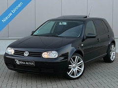 Volkswagen Golf - 1.6-16V