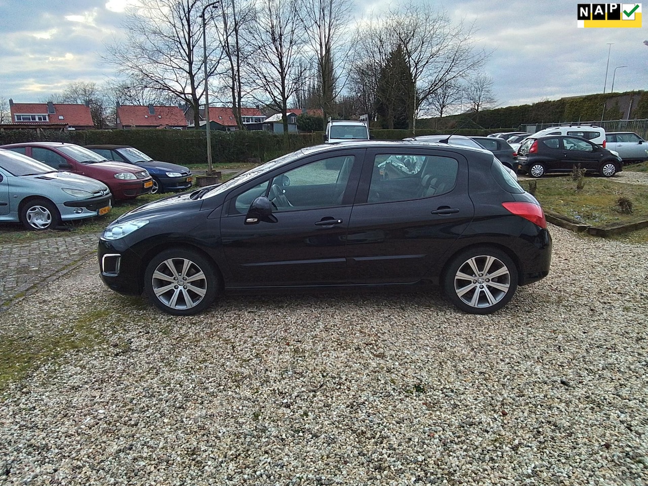 Peugeot 308 - 1.6 THP Allure leerbekl navi airco/ paneramadak zeer lux,s - AutoWereld.nl