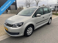 Volkswagen Touran - 1.2 TSI BlueMotion, 1ste eigenaar, trekhaak, NL-auto