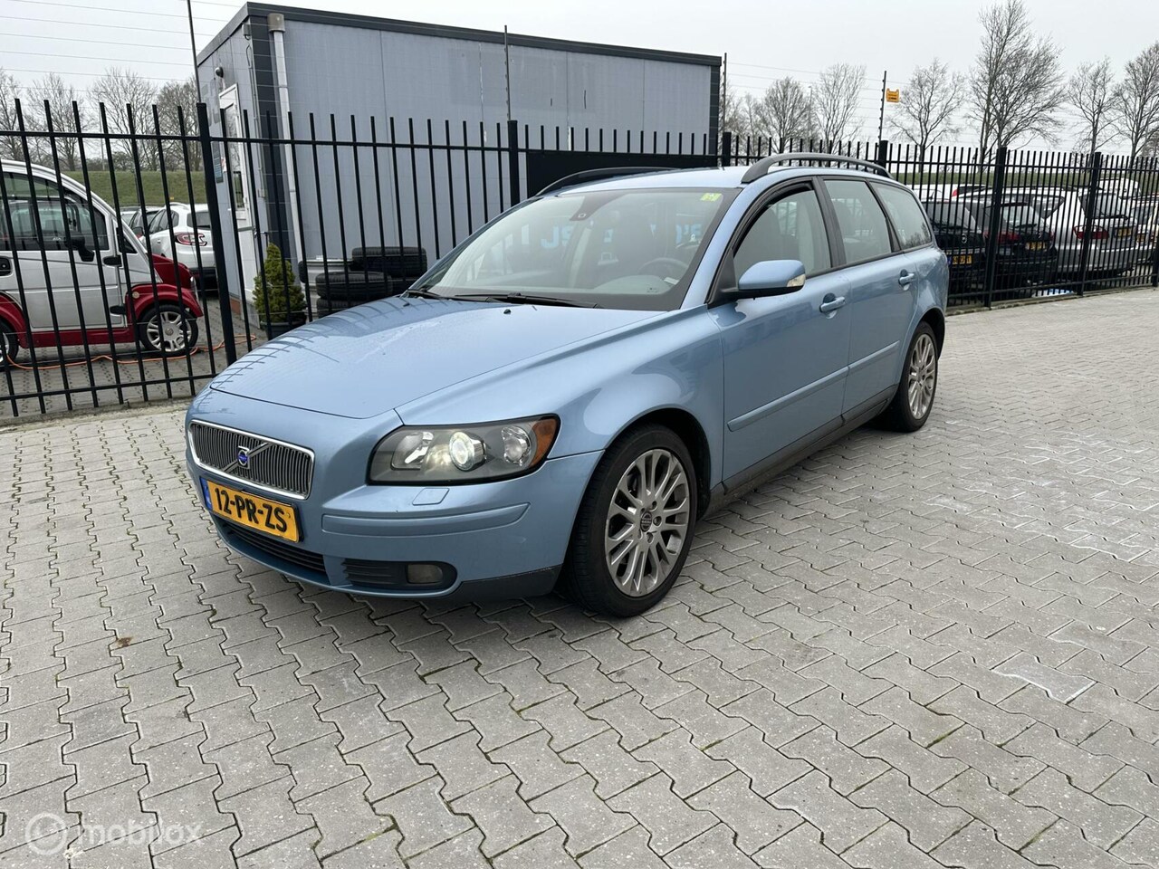 Volvo V50 - 2.4 Kinetic 2.4 Kinetic - AutoWereld.nl