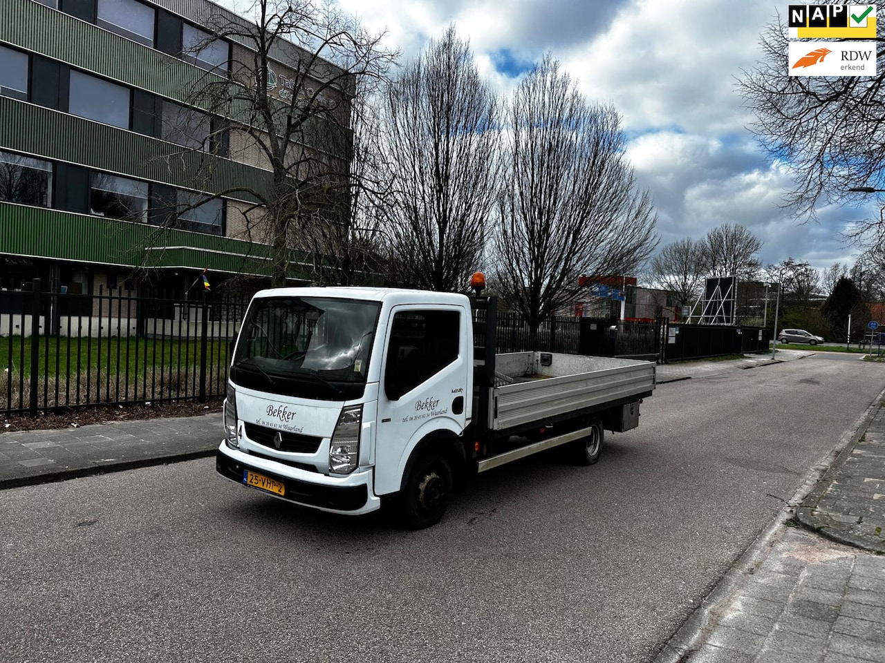 Renault Maxity - Trucks 130.35/5 2.5 L3 DC Pick-Up.Lang Chassis - AutoWereld.nl