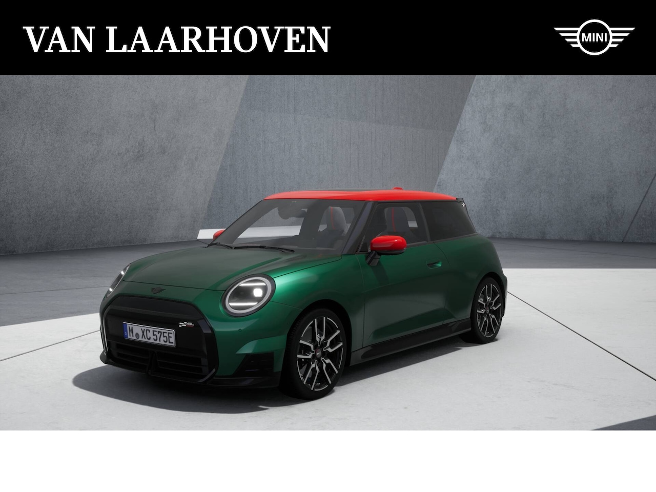 MINI Cooper - Hatchback E JCW 40.7 kWh / Panoramadak / LED / Head-Up / Parking Assistant / Stoelverwarmi - AutoWereld.nl