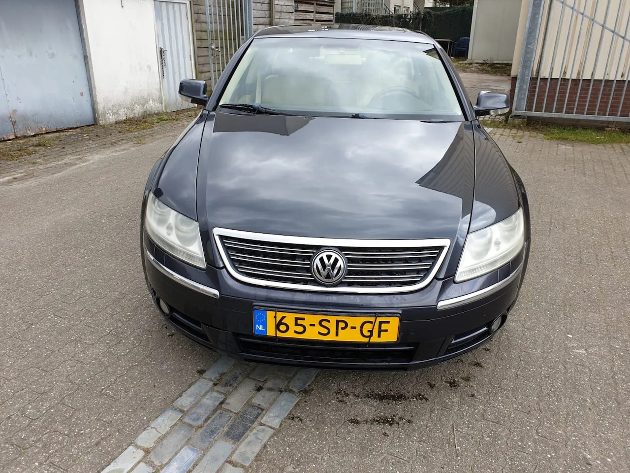 Volkswagen Phaeton - 4.2 V8 4p. 4.2 V8 4p. - AutoWereld.nl