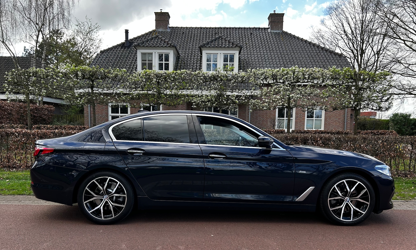 BMW 5-serie - 520i High Executive Sportline - AutoWereld.nl