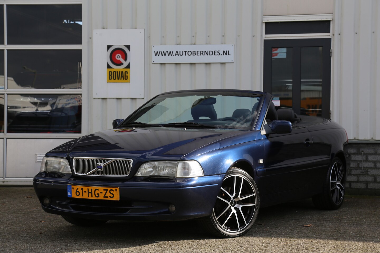 Volvo C70 Convertible - 2.4 T Sport*NL-Auto*Perfect Onderh.*Youngtimer*Leder/Stoelverw./Elek. Kap/Airco/Parkeersen - AutoWereld.nl