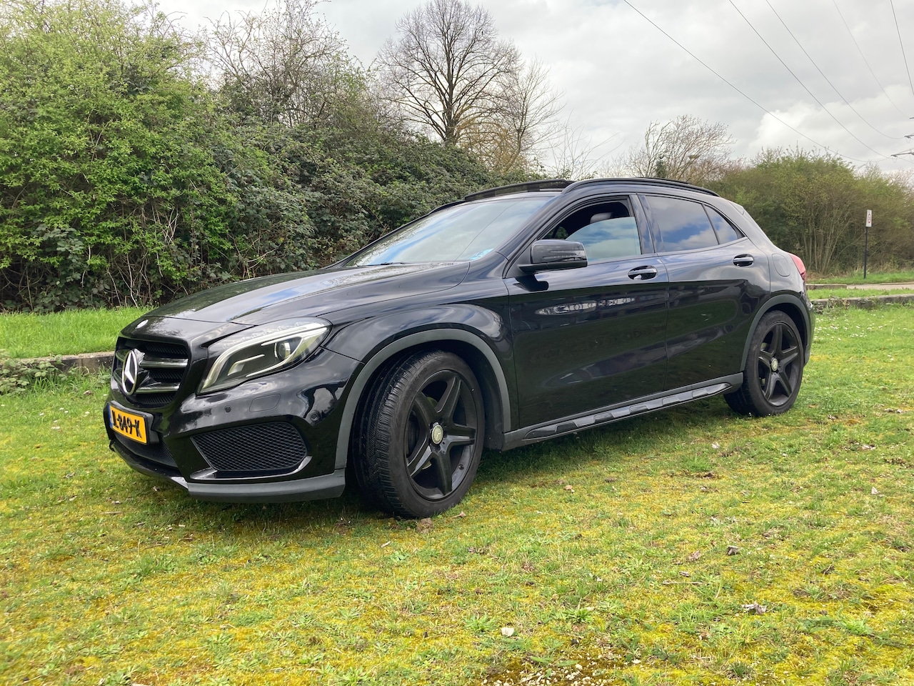 Mercedes-Benz GLA-Klasse - 180 Ambition PANORAMADAK - AutoWereld.nl