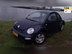 Volkswagen New Beetle - 2.0 Highline