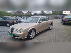 Jaguar S-type - 2.5 V6 Sport