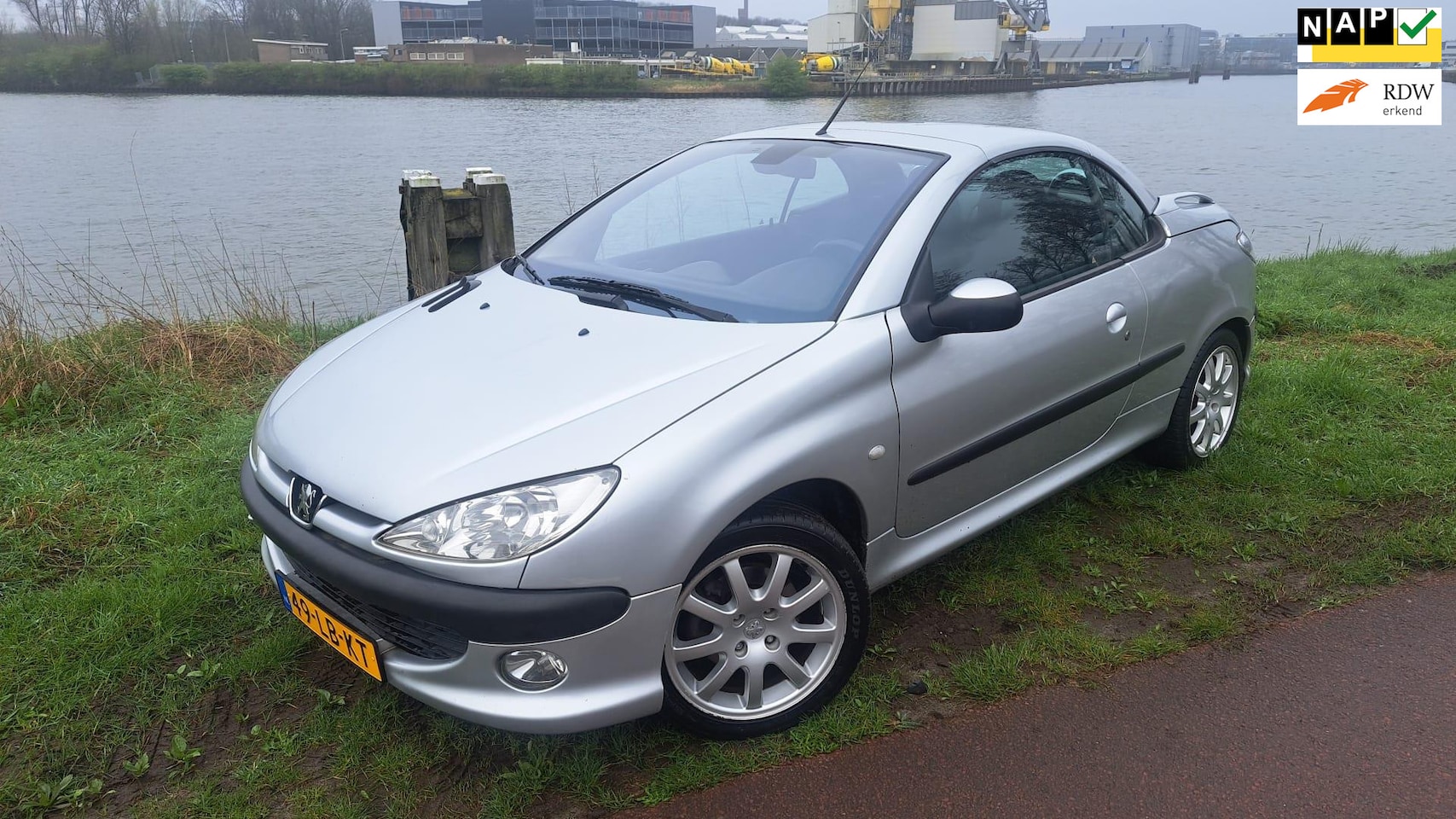 Peugeot 206 CC - 2.0-16V 2.0-16V - AutoWereld.nl