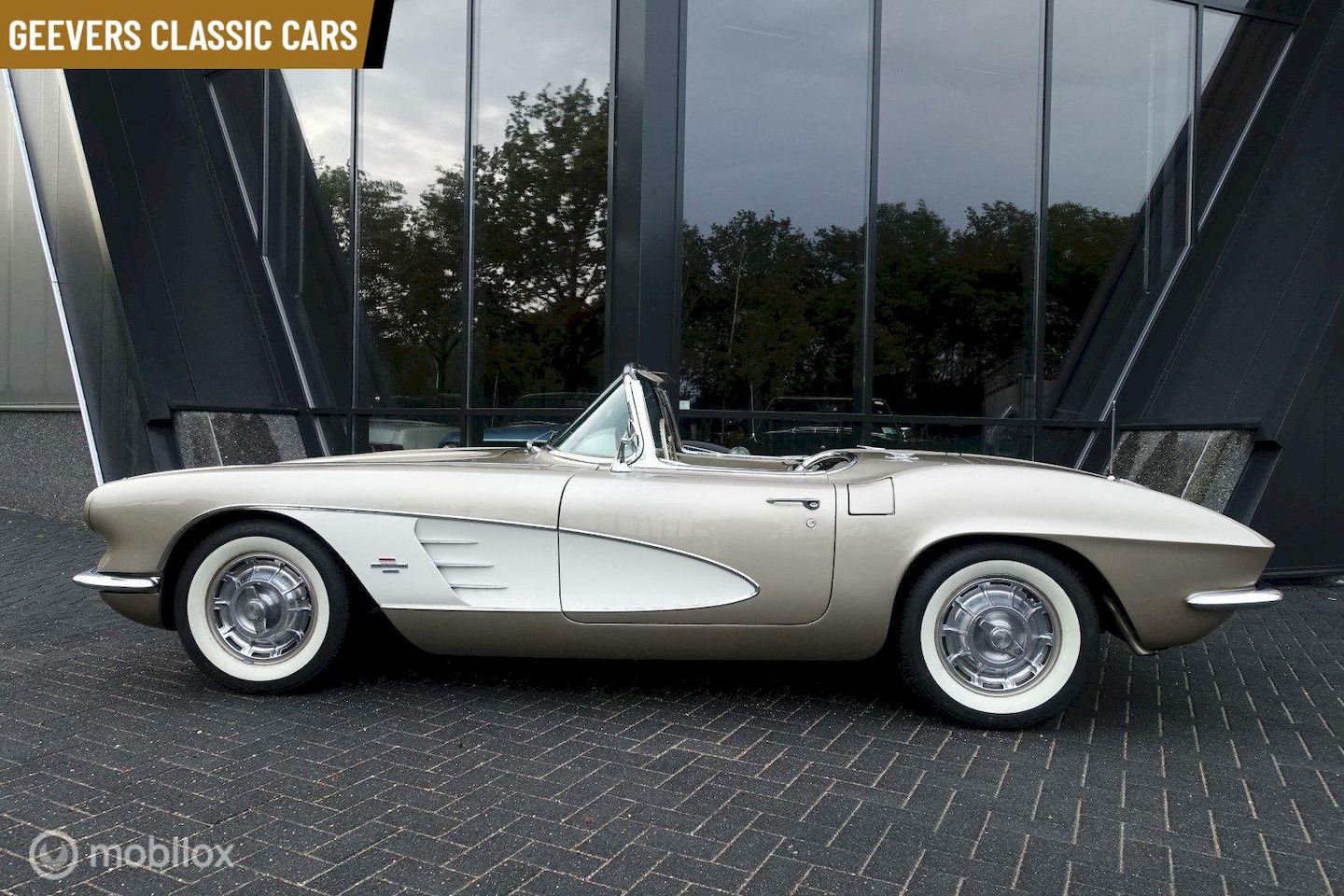 Chevrolet Corvette - C1 NUMBER MATCHING 270HP - AutoWereld.nl