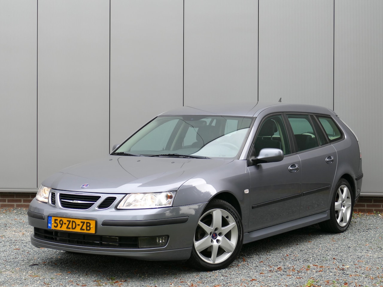 Saab 9-3 Sport Estate - Sport Estate 1.8t Linear Business Stoelverwarming / Cruise Control / PDC achter - AutoWereld.nl