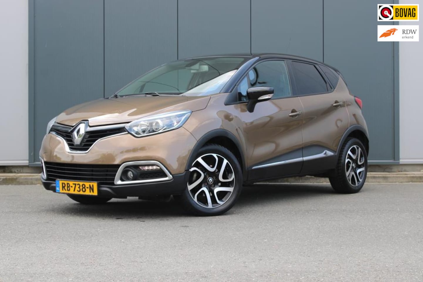 Renault Captur - 1.2 TCe Dynamique 1.2 TCe Dynamique, Automaat, Airco, Cruise Control, Navigatie, Parkeersensoren, Camera ach - AutoWereld.nl