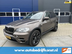 BMW X5 - X 5 Grijs kenteken 4x4 in zeer mooie staat met dure breedset met NIEUWE banden slechts 161