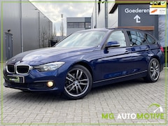 BMW 3-serie Touring - 318i Essential | Apple Car Play | 18 inch ATS | NL auto | NAP