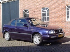 Volkswagen Golf Cabriolet - 1.9 TDI MILESTONE