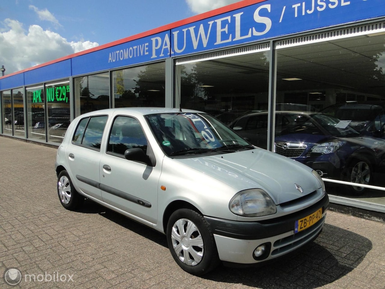 Renault Clio - 1.6 RN 1.6 RN, benzine, automaat, 1999, 133864 km. - AutoWereld.nl