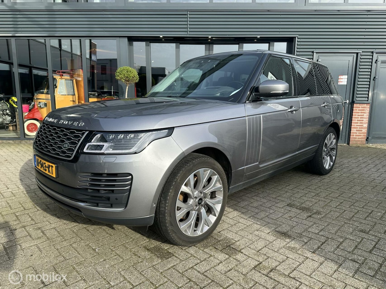 Land Rover Range Rover - P400e Limited Edition PANORAMADAK/NAVIGATIE/ 1st Eigenaar - AutoWereld.nl