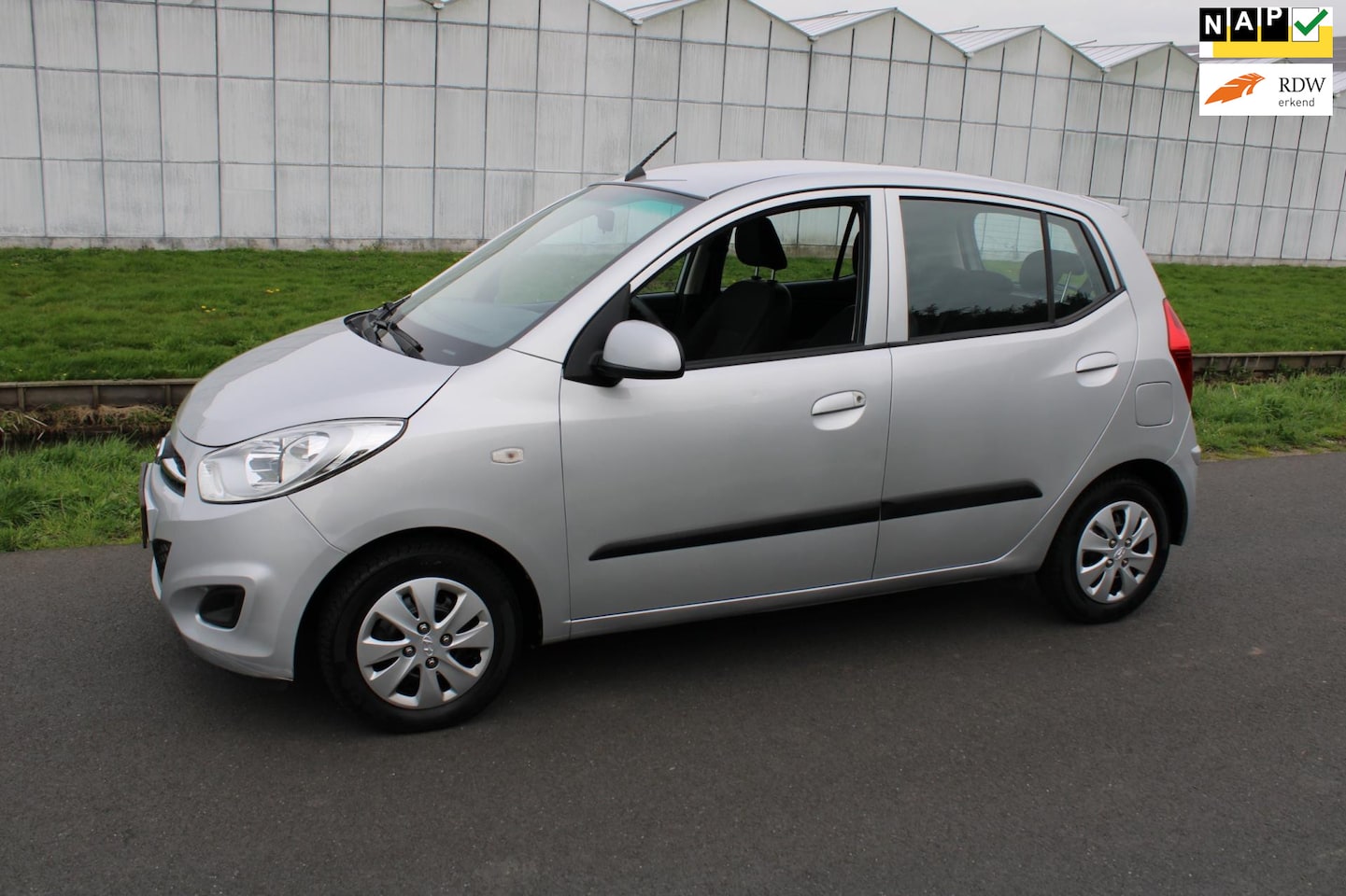 Hyundai i10 - 1.1 i-Drive Cool 5 Drs met Airco 1e Eigenaar - AutoWereld.nl