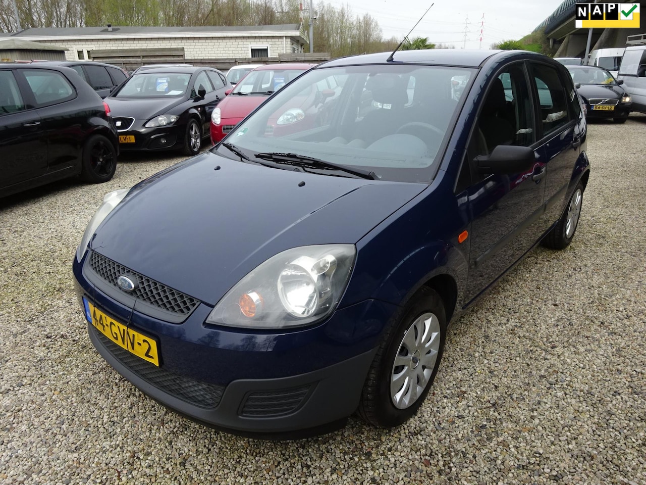 Ford Fiesta - 5BEBKB. Airco, Stuurbekrachtiging, 1e Eigenaar - AutoWereld.nl