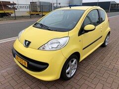 Peugeot 107 - 1.0-12V XS /Airco/St.bkr/C.V/Frisse APK