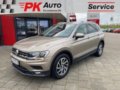 Volkswagen Tiguan - 1.4 TSI ACT Comfortline Business | Navi | Cruise | 74.677 km Dealeronderhouden