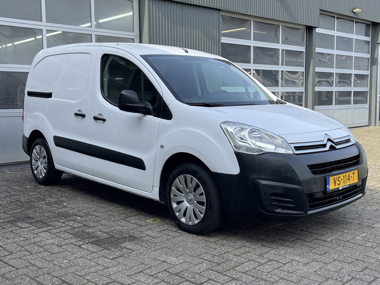 Citroën Berlingo - 1.6 BlueHDI bestel Euro 6 Airco Cruise control 2-Persoons Schuifdeur Imperiaal Bpm vrij vo - AutoWereld.nl