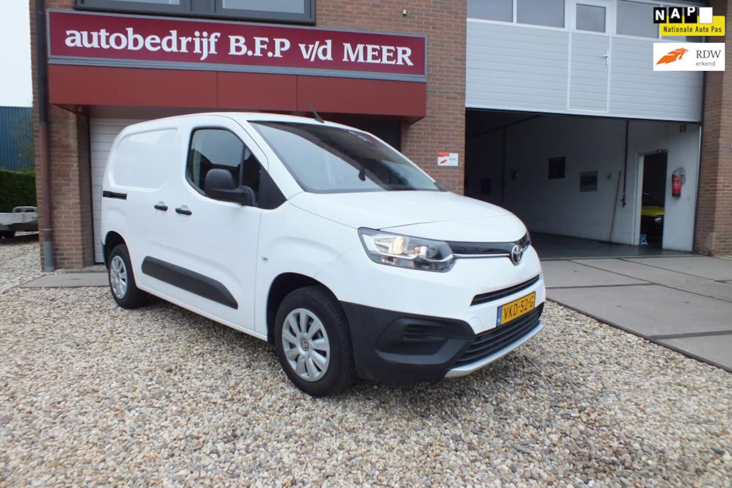 Toyota ProAce City - 1.5 D-4D Cool Comfort 1.5 D-4D Cool Comfort - AutoWereld.nl