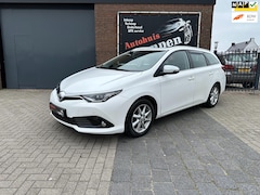 Toyota Auris Touring Sports - 1.2T Dynamic