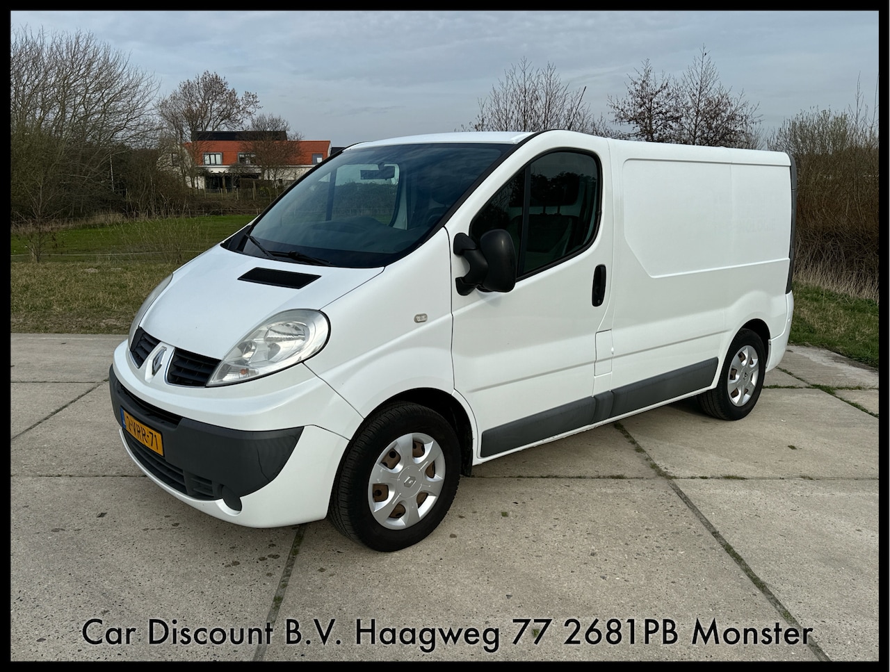 Renault Trafic - 2.0 dCi L1 H1 airco trekhaak achterklep euro 5 - AutoWereld.nl