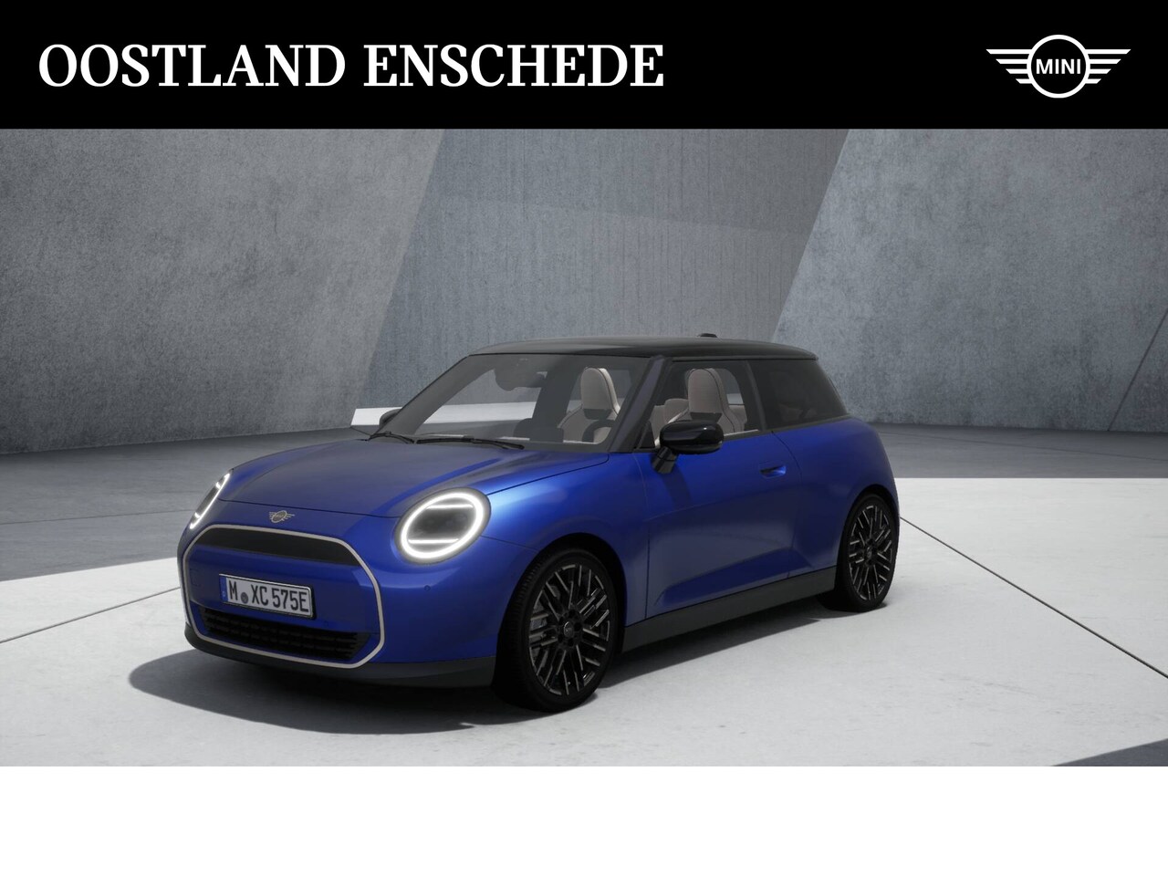 MINI Cooper - Hatchback E Favoured 40.7 kWh / Panoramadak / JCW Sportstoelen / LED / Head-Up / Parking A - AutoWereld.nl