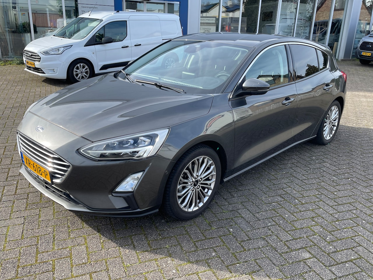 Ford Focus - 1.5 EcoBoost Titanium Business - AutoWereld.nl