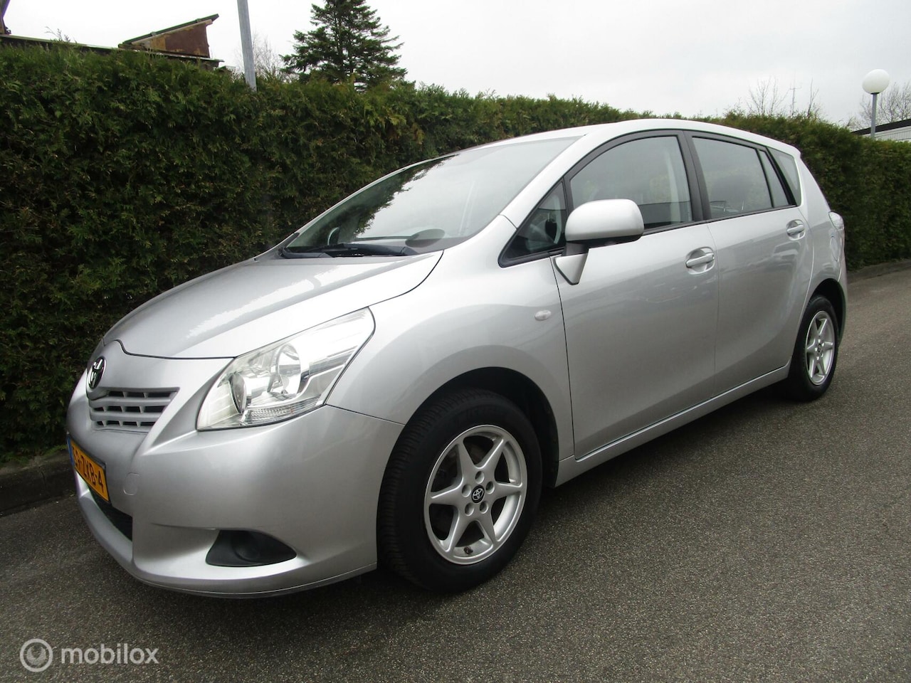 Toyota Verso - 1.6 VVT-i Aspiration - Trekhaak - 91.000 KM !!! - AutoWereld.nl