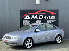 Audi A4 Limousine - 2.0 MT |Nap|Boekjes|Automaat|Cruise|Climate Control|Elec Ramen|