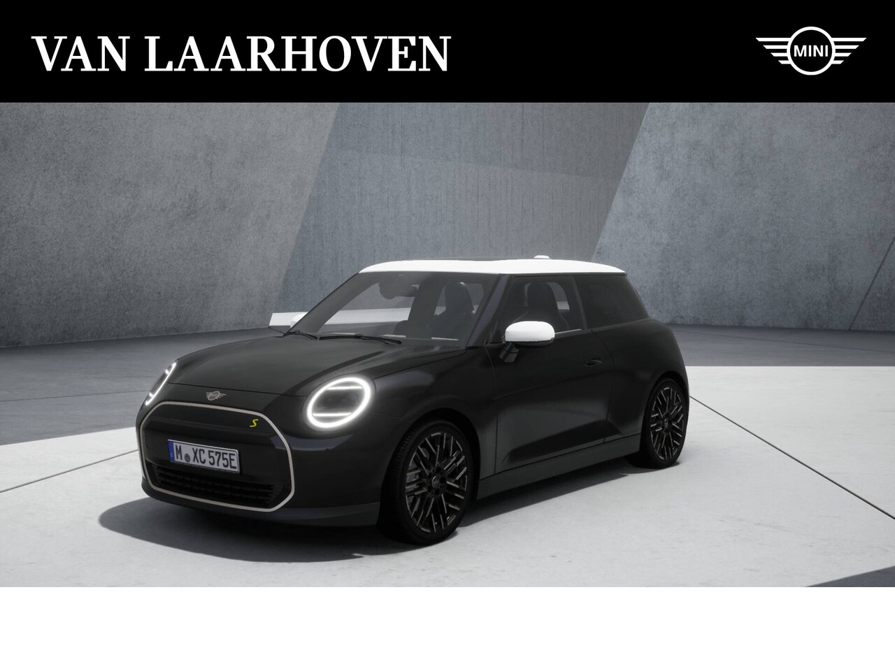 MINI Cooper - SE Favoured 54.2 kWh / Panoramadak / JCW Sportstoelen / LED / Comfort Access / Head-Up  / - AutoWereld.nl