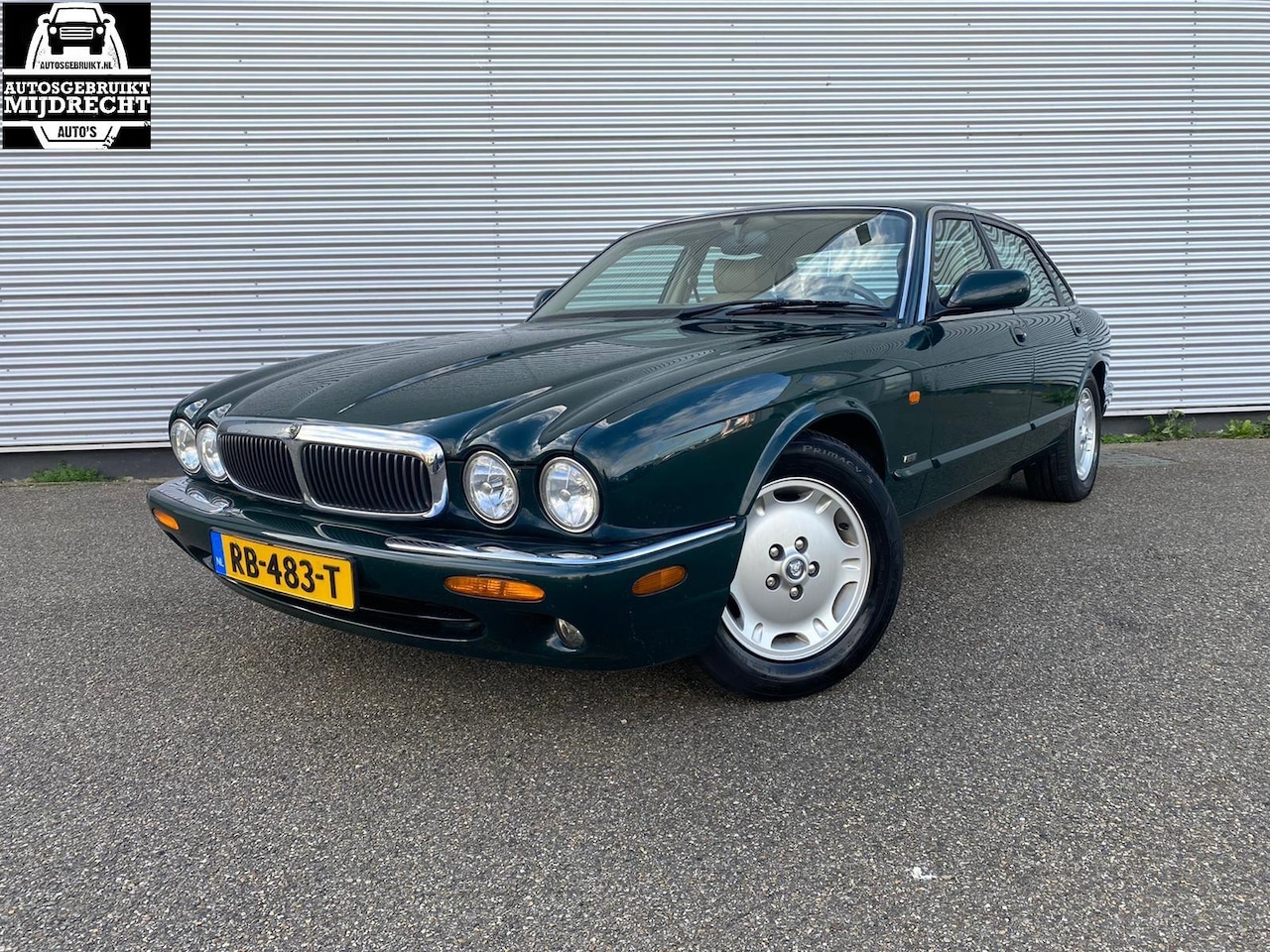 Jaguar XJR - XJ 4.0 V8 / Youngtimer / Zeer Nette auto / Automaat / Lederen bekleding / Airco / elek ram - AutoWereld.nl