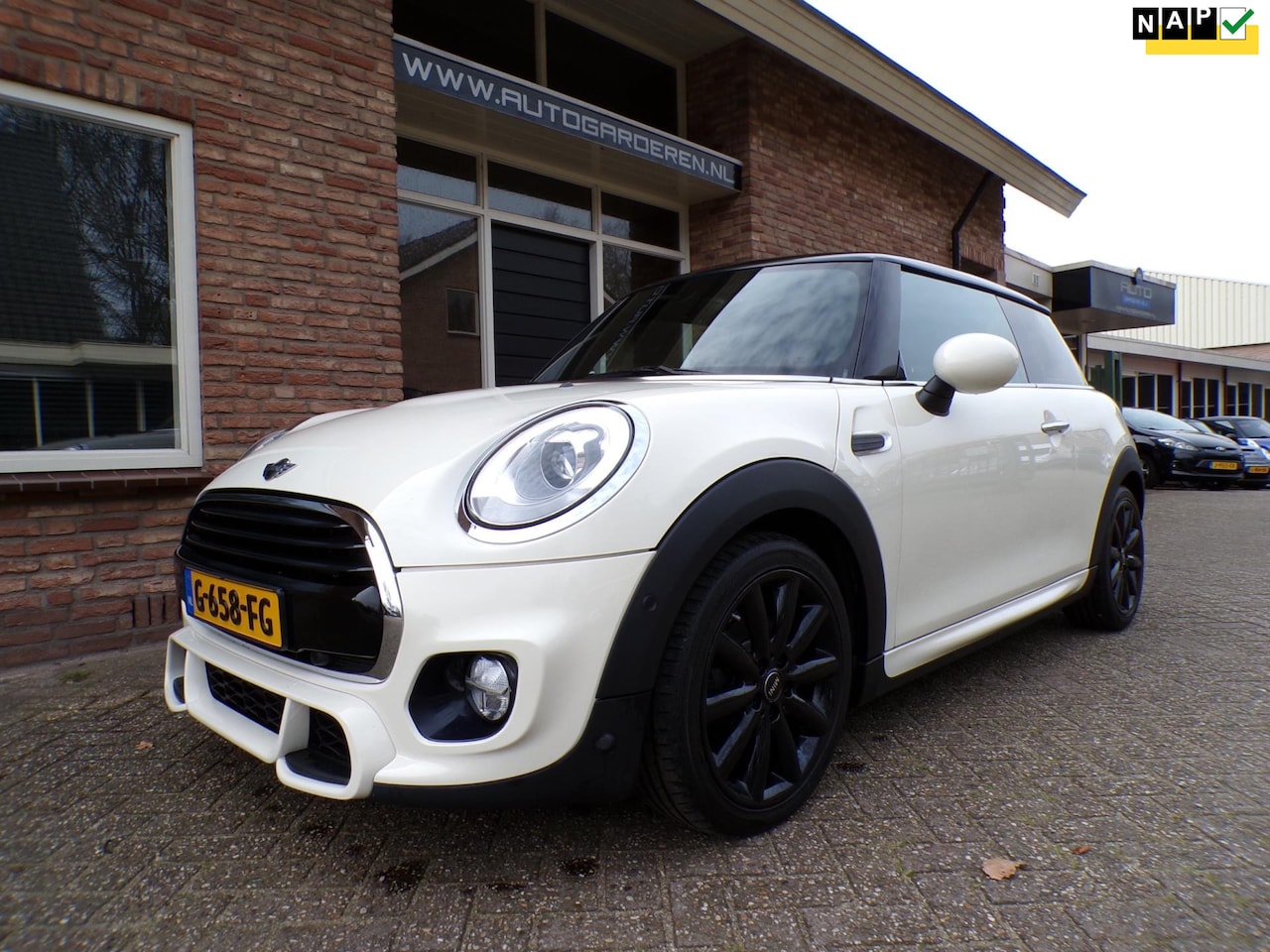 MINI One - 1.5 Chili JCW / Automaat / Navi / Led / Dealeronderhouden - AutoWereld.nl