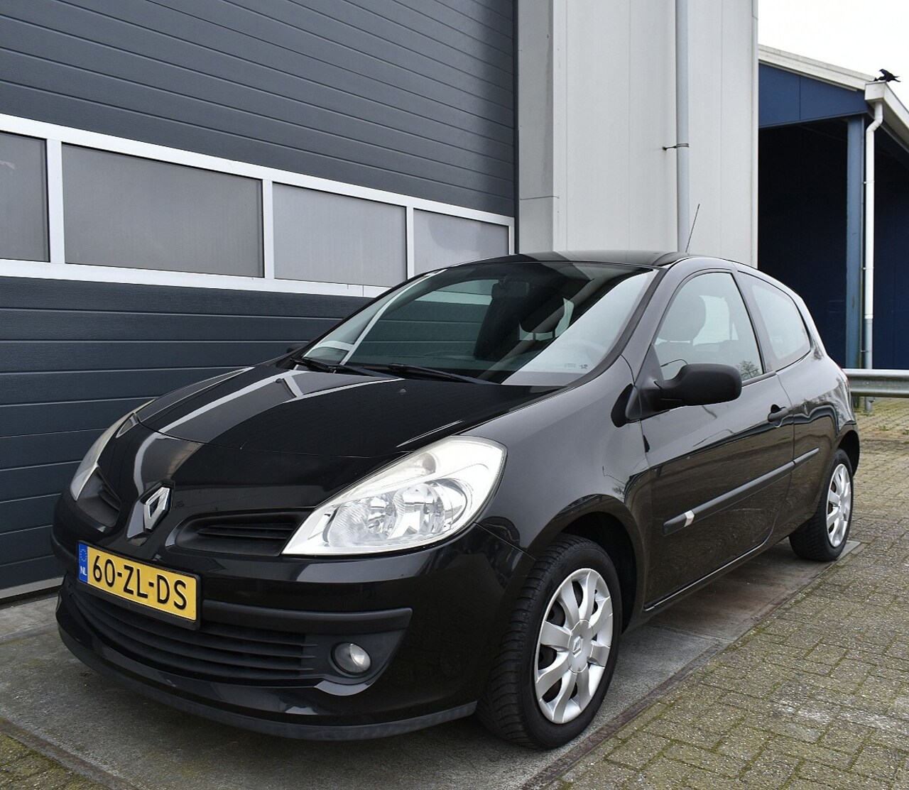 Renault Clio - 1.2-16V Special Line 1.2-16V Special Line - AutoWereld.nl