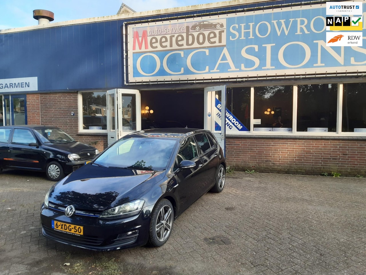 Volkswagen Golf - 7 1.6 TDI Highline Zwart Leer Navi - AutoWereld.nl