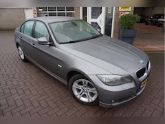 BMW 3-serie - 318i Luxury Line Automaat