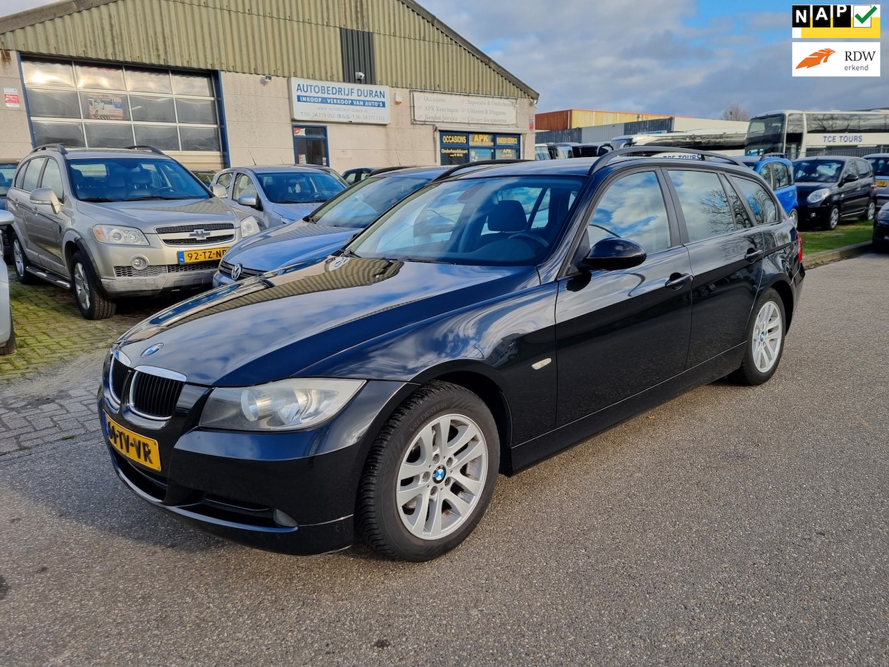 BMW 3-serie Touring - 318i High Executive Clima Bj:2007 NAP! - AutoWereld.nl