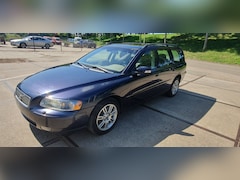 Volvo V70 - 2.4D Summum Navi,Trekhaak,Leder,PDC,open dak